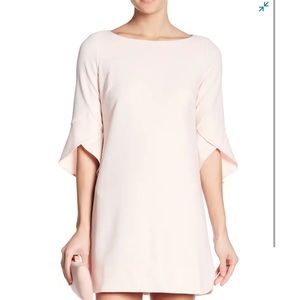 NWT Vince Camuto Light Pink Dress